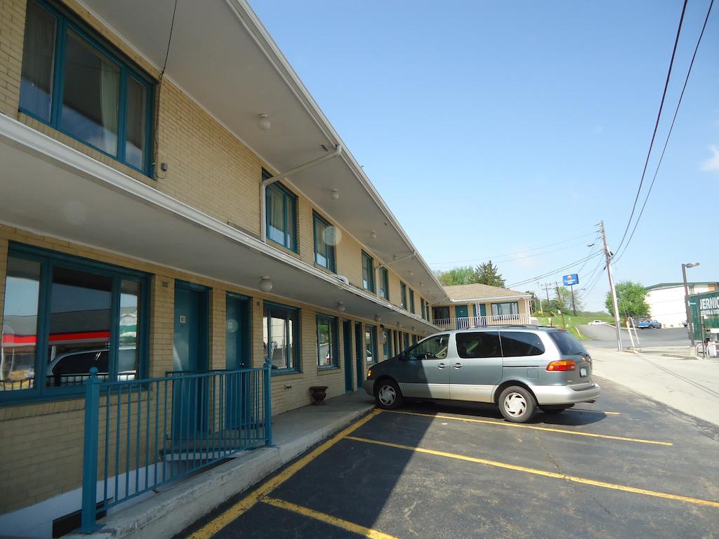 Budget Host Inn Somerset Zewnętrze zdjęcie
